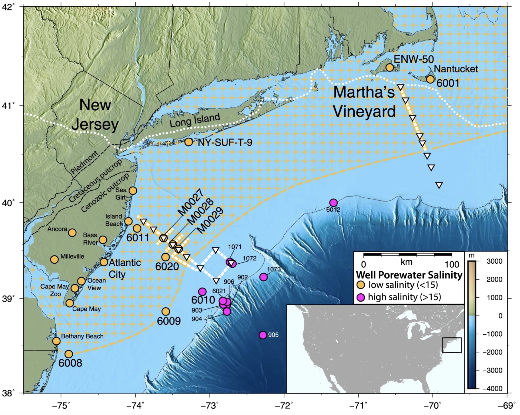 Mapa que muestra la topografía del lecho marino y la salinidad del agua en pozos de la costa este de Estados Unidos