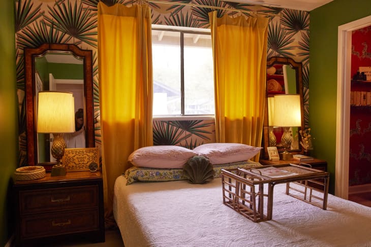 Pimendavad kardinad magamistoas