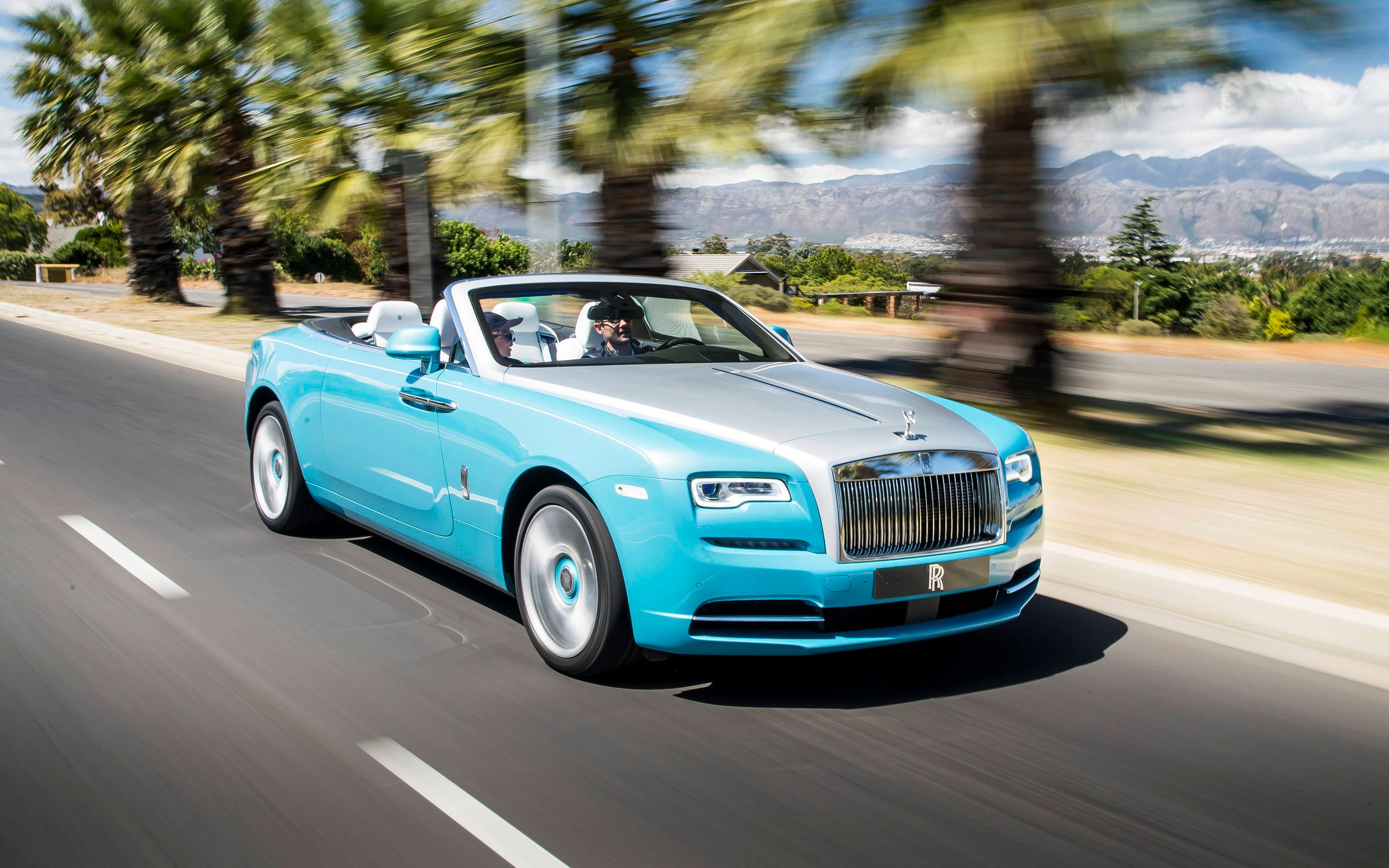 Rolls-Royce Dawn convertible exterior front view driving
