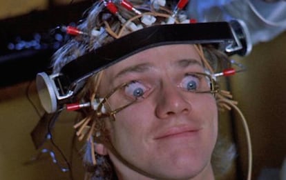 Malcolm McDowell durante la escena del tratamiento Ludovico