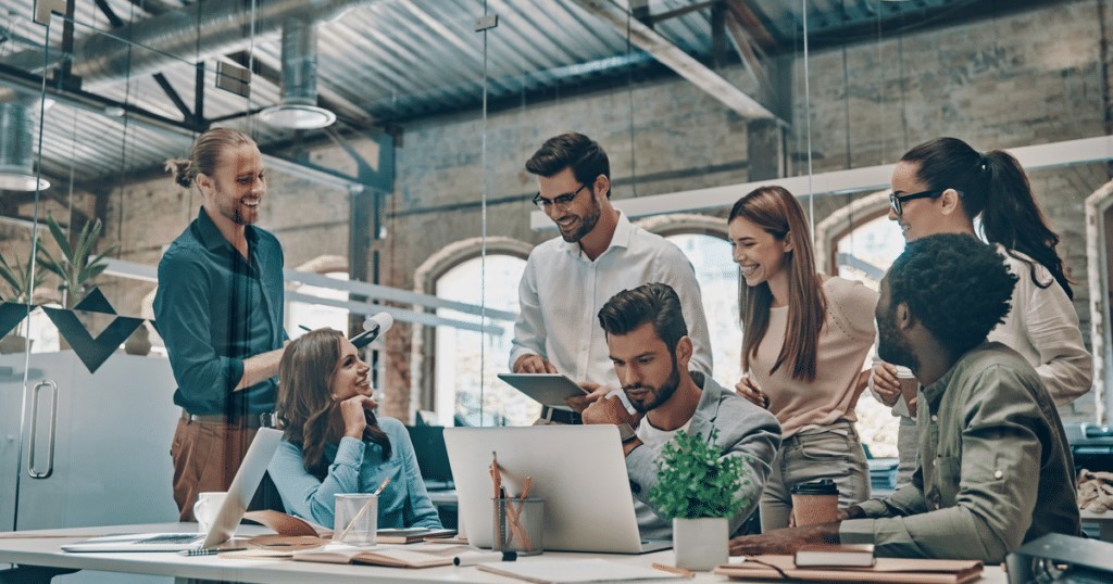 تیم کار و مشاوره کسب و کار