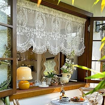 Kohvik stiilis köögikardinad