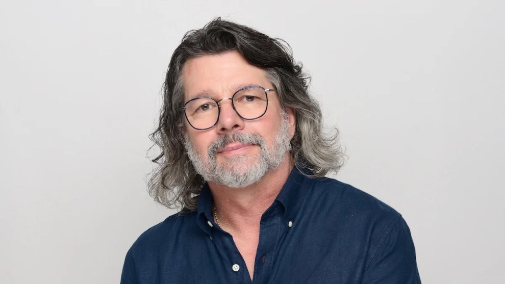 Ronald D. Moore showrunner