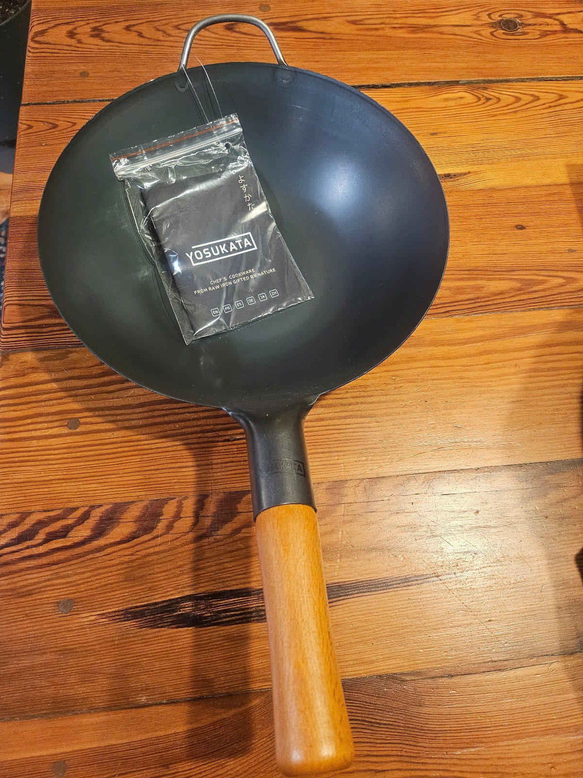 Yosukata Carbon Steel Wok (14-inch)