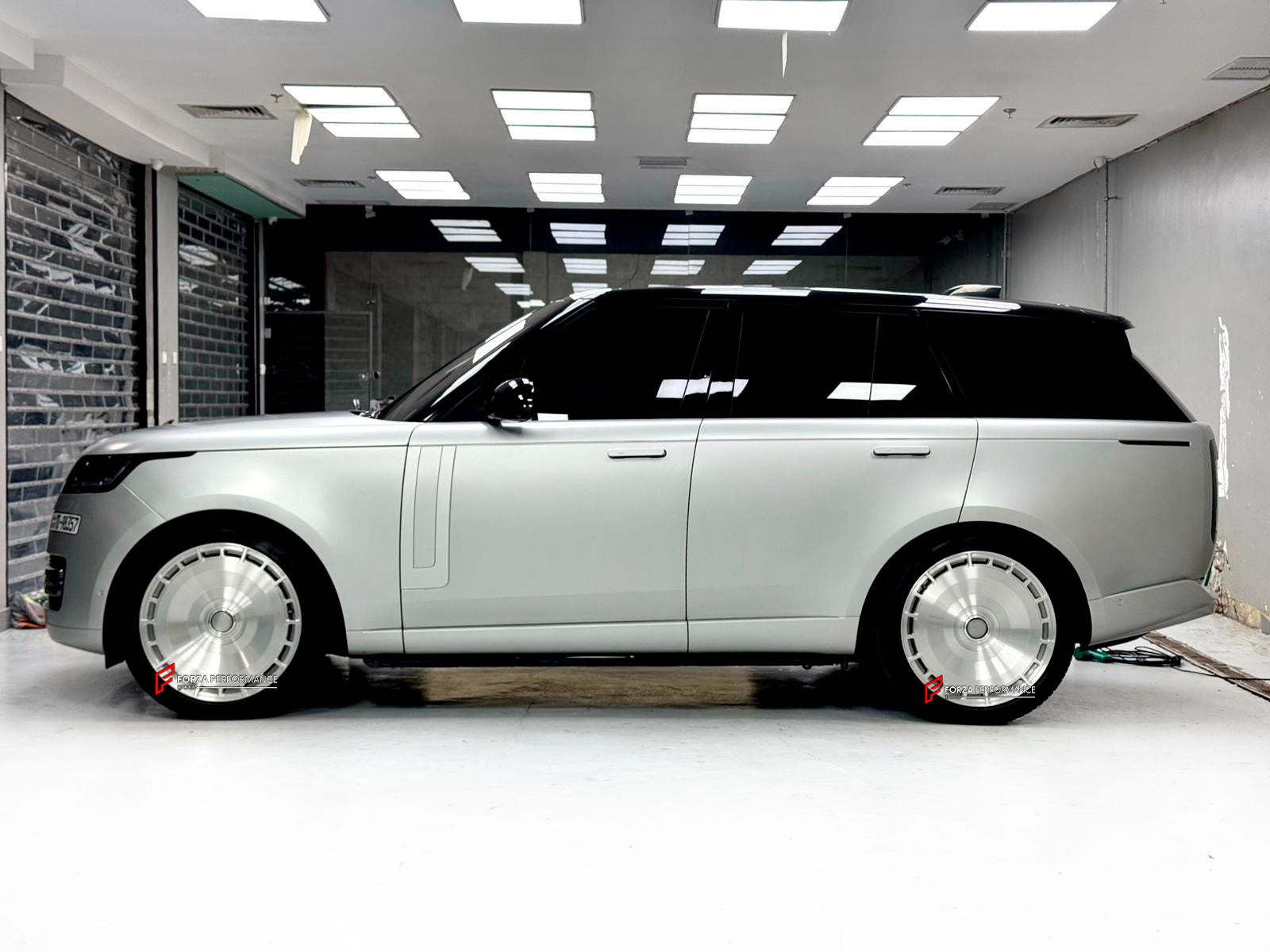 Land Rover Range Rover 2024