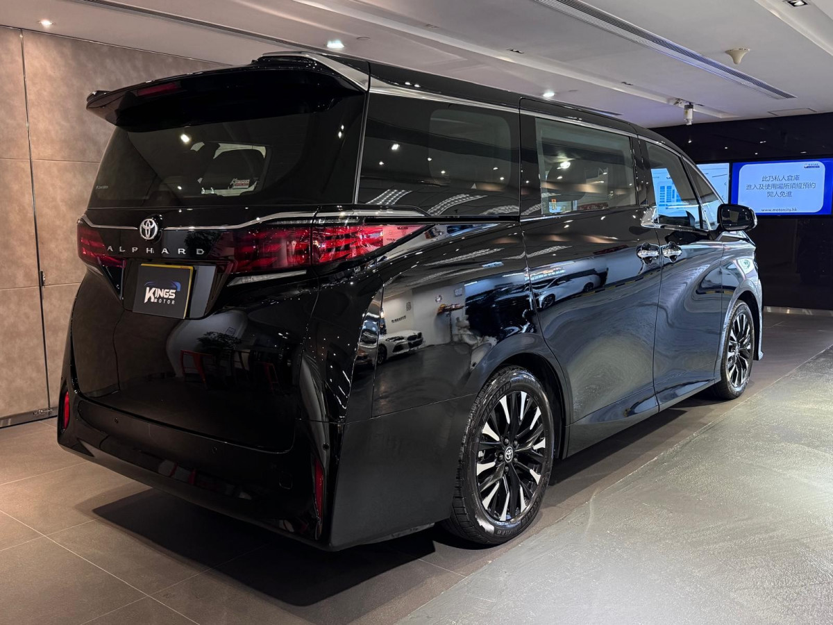 Toyota Alphard 3.5