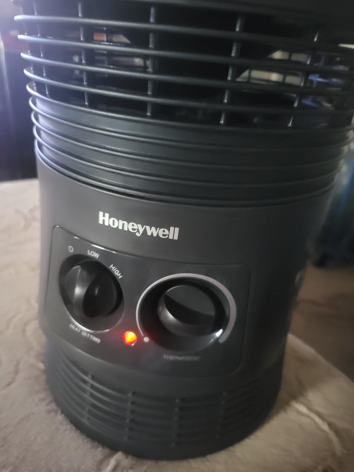 Honeywell HHF360V 360 Degree Surround Fan Forced Heater