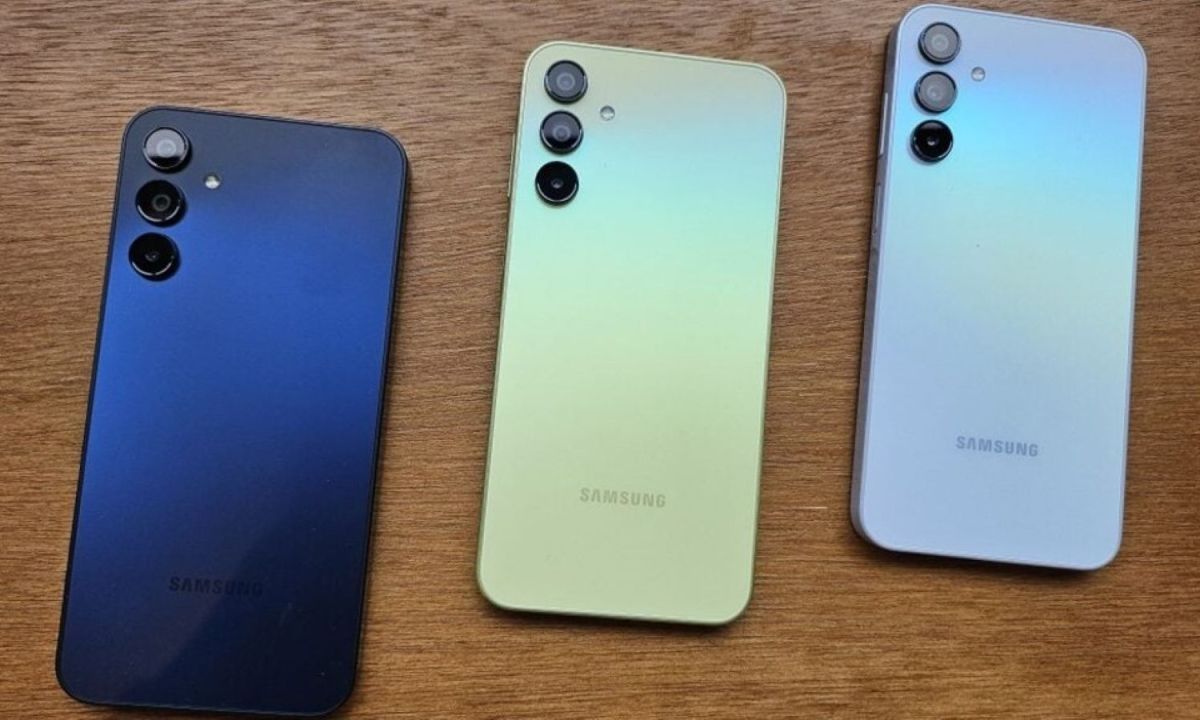 Los tres colores del Samsung Galaxy A07: azul, verde y negro