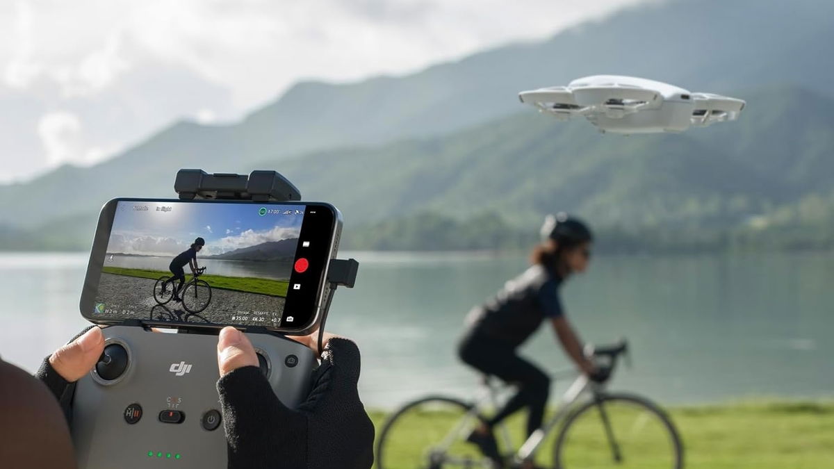 DJI Neo grabando a un ciclista